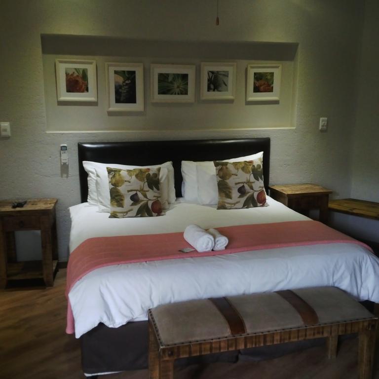 Zebrina Guest House Mbombela Exterior foto